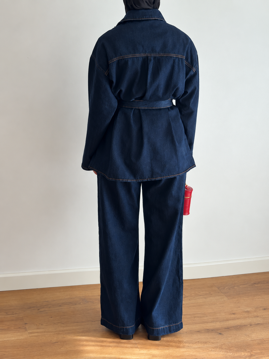 Ensemble denim L’Indigo vu de dos