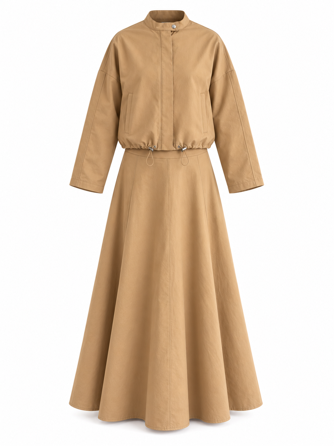 Ensemble L’Allure camel sur fond blanc : veste courte et jupe longue