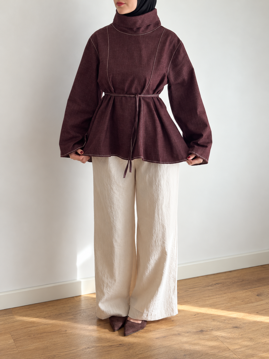 Haut en denim L’Esquisse bordeaux de profil