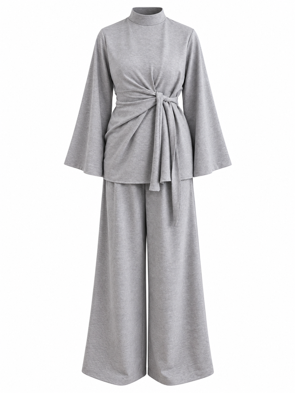 Ensemble drapé L’Élan gris sur fond blanc : haut drapé et pantalon large
