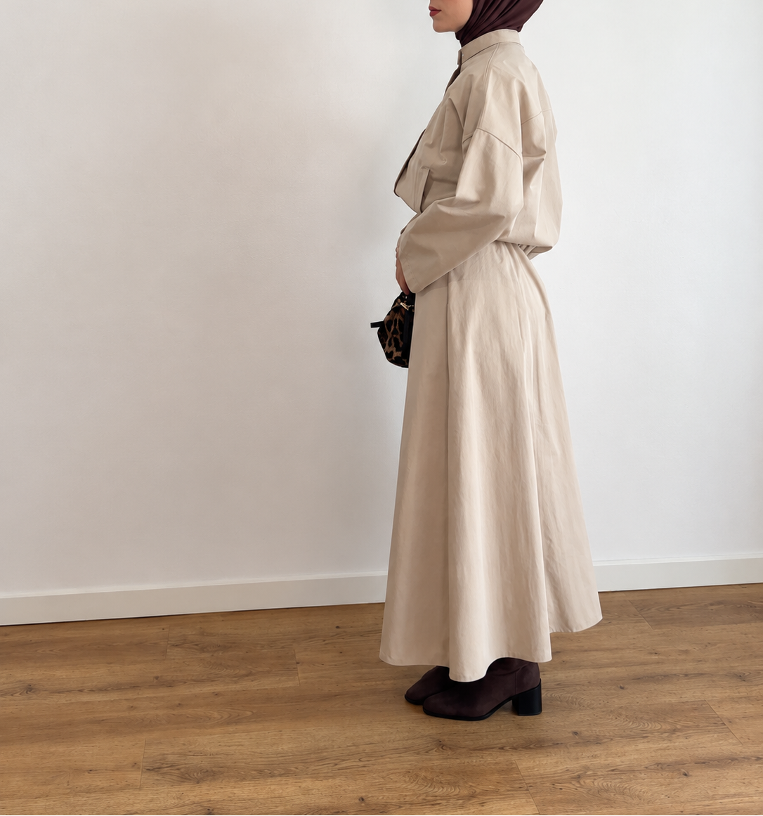 Ensemble L’Allure beige de profil